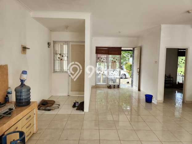 Dijual Rumah Premium dengan Fasilitas Sekitar Lengkap di Serpong, Tangerang Selatan Dijual Rumah Premium dengan Fasilitas Sekitar Lengkap di Serpong, Tangerang Selatan
