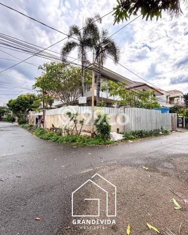Rumah Elit Modern Tanpa Renovasi di Pondok Indah Jakarta Selatan Rumah Elit Modern Tanpa Renovasi di Pondok Indah Jakarta Selatan