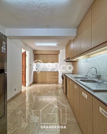 Dijual Rumah Premium dengan Fasilitas Sekitar Lengkap di Kebayoran Baru, Jakarta Selatan Dijual Rumah Premium dengan Fasilitas Sekitar Lengkap di Kebayoran Baru, Jakarta Selatan