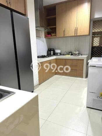 Siap Huni Hunian Elit 5 Kamar di BSD Dekat ke Mana Pun Siap Huni Hunian Elit 5 Kamar di BSD Dekat ke Mana Pun