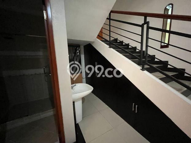 Disewakan Segera Rumah Kondisi Bagus di Kawasan Kelapa Gading, Jakarta Utara Disewakan Segera Rumah Kondisi Bagus di Kawasan Kelapa Gading, Jakarta Utara