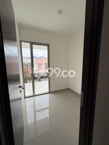 FEATURED! Rumah di Pantai Indah Kapuk 2, 3 KT, Lokasi Strategis, LT 80m2m² Bangunan 110m2m² FEATURED! Rumah di Pantai Indah Kapuk 2, 3 KT, Lokasi Strategis, LT 80m2m² Bangunan 110m2m²