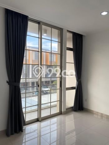 Rumah Asri di , 3 KT, Lingkungan Tenang, Luas 90m2m² Bangunan 120m2m² Rumah Asri di , 3 KT, Lingkungan Tenang, Luas 90m2m² Bangunan 120m2m²