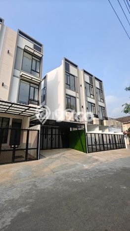 Rumah Minimalis 3 KT LT 64m2 di Meruya Rumah Minimalis 3 KT LT 64m2 di Meruya