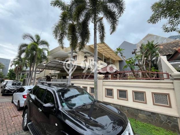Rumah Luxury Modern Tanpa Renovasi di Citraland Surabaya Rumah Luxury Modern Tanpa Renovasi di Citraland Surabaya