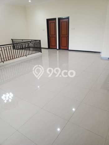 Rumah sewa siap huni 5 KT di Citraland, Surabaya Rumah sewa siap huni 5 KT di Citraland, Surabaya