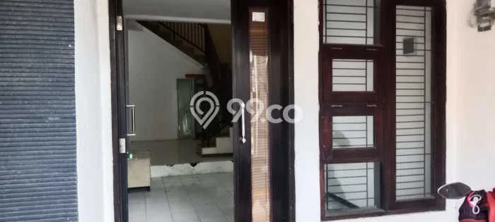 Rumah Strategis Modern Lb 65m2 di Gedangan, Sidoarjo Rumah Strategis Modern Lb 65m2 di Gedangan, Sidoarjo
