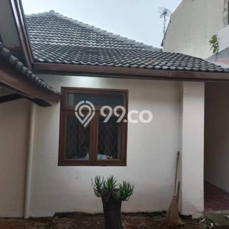 Siap Huni Hunian Elit 5 Kamar di Menteng Dekat ke Mana Saja Siap Huni Hunian Elit 5 Kamar di Menteng Dekat ke Mana Saja