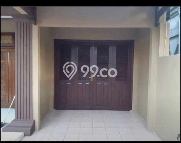Siap Huni Hunian Elit 5 Kamar di Menteng Dekat ke Mana Saja Siap Huni Hunian Elit 5 Kamar di Menteng Dekat ke Mana Saja