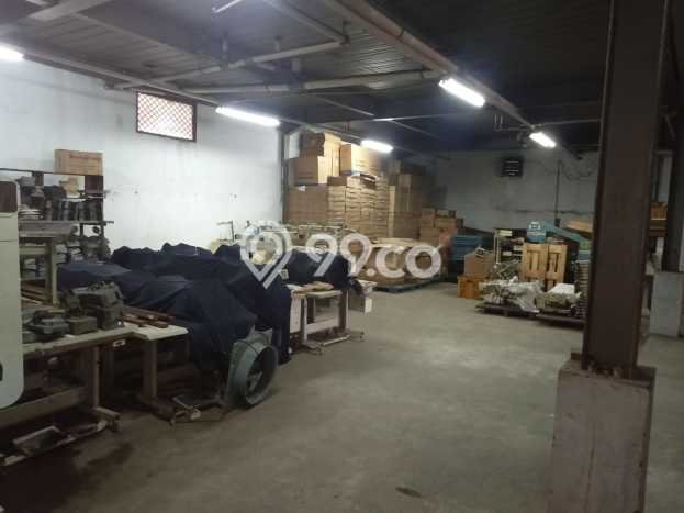 Lokasi Strategis! Dijual Gudang Bisnis di Kayu Putih, Jakarta Timur Kondisi Bagus Lokasi Strategis! Dijual Gudang Bisnis di Kayu Putih, Jakarta Timur Kondisi Bagus