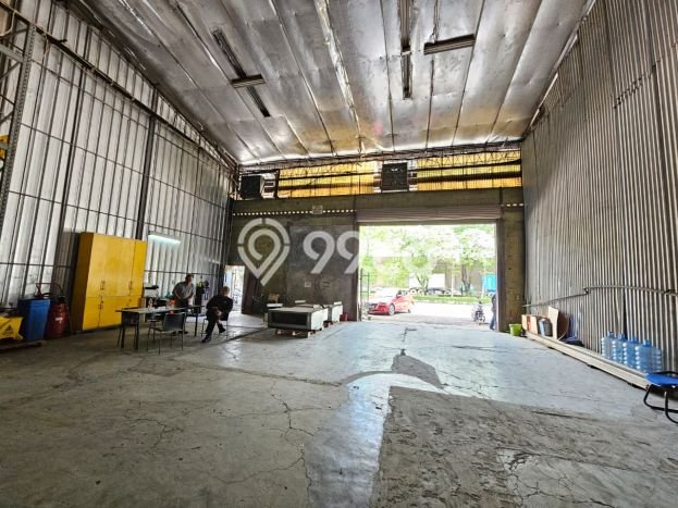 Dijual Pabrik Kawasan Strategis Kawasan Karawang Timur, Luas 2000m², Jalan Utama Dijual Pabrik Kawasan Strategis Kawasan Karawang Timur, Luas 2000m², Jalan Utama