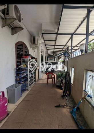 Rumah Mewah LB 344m2 Siap Pakai Desain Elegan di Slipi, Jakarta Barat Rumah Mewah LB 344m2 Siap Pakai Desain Elegan di Slipi, Jakarta Barat
