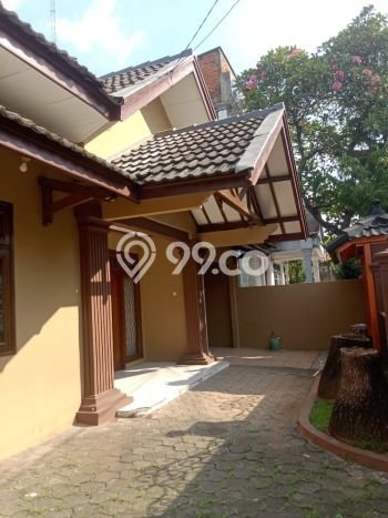 Siap Huni Hunian Elit 5 Kamar di Menteng Dekat ke Mana Saja Siap Huni Hunian Elit 5 Kamar di Menteng Dekat ke Mana Saja