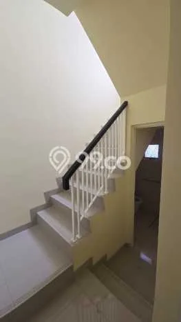 Jarang Ada! Rumah Kontrakan 2 Kamar Bagus Siap Huni BSD Residence One Jarang Ada! Rumah Kontrakan 2 Kamar Bagus Siap Huni BSD Residence One