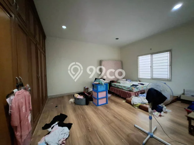 Rumah Luas Asri 5 KT Siap Huni di BSD Residence One Tangerang Rumah Luas Asri 5 KT Siap Huni di BSD Residence One Tangerang