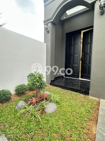 Rumah Luxury Modern Tanpa Renovasi di BSD Tangerang Rumah Luxury Modern Tanpa Renovasi di BSD Tangerang