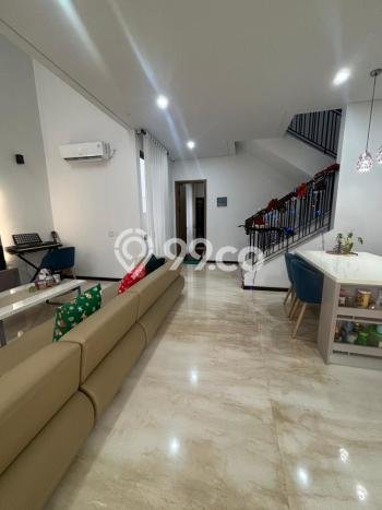 Disewakan Segera Rumah Kondisi Baik di Area BSD, Tangerang Disewakan Segera Rumah Kondisi Baik di Area BSD, Tangerang
