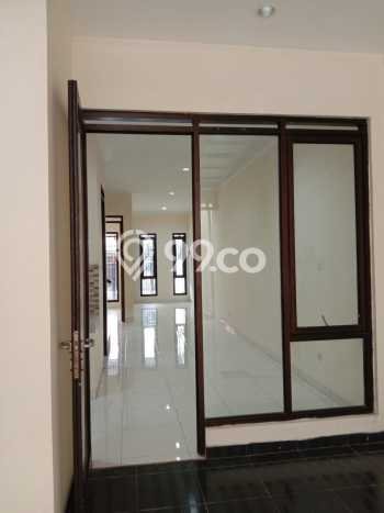 Rumah kawasan , Siap Huni, LT 125m2m² Rumah kawasan , Siap Huni, LT 125m2m²