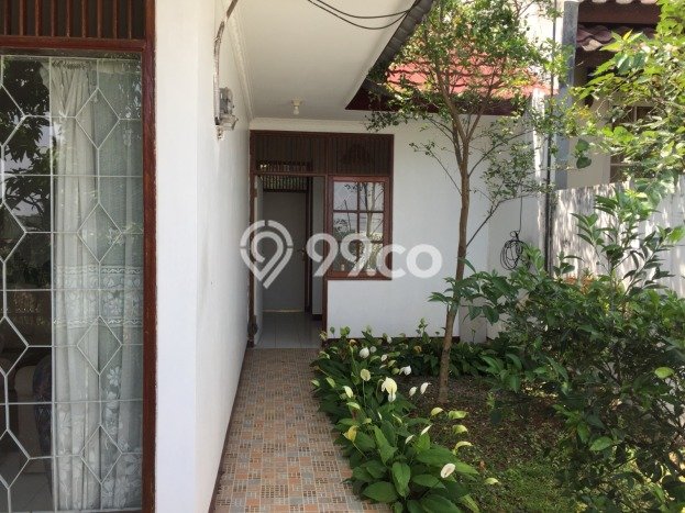 Vila Kawasan Cileunyi, Dimensi 235m², Lingkungan Asri untuk tempat tinggal Vila Kawasan Cileunyi, Dimensi 235m², Lingkungan Asri untuk tempat tinggal