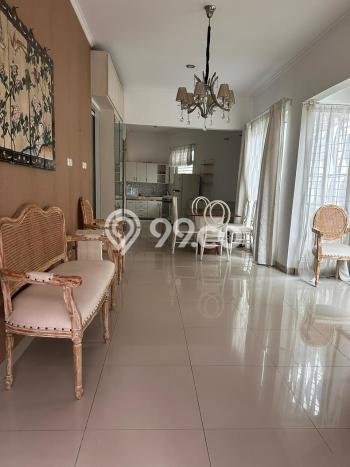 Ready to Use! Luxury House LT 127m2 Desain Modern di Cigadung Ready to Use! Luxury House LT 127m2 Desain Modern di Cigadung