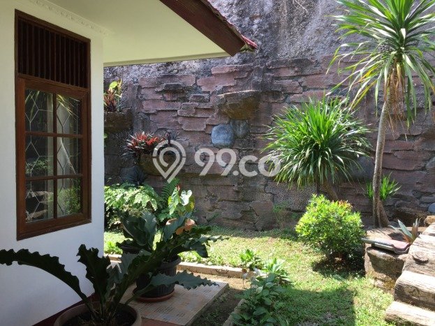 Vila Kawasan Cileunyi, Dimensi 235m², Lingkungan Asri untuk tempat tinggal Vila Kawasan Cileunyi, Dimensi 235m², Lingkungan Asri untuk tempat tinggal