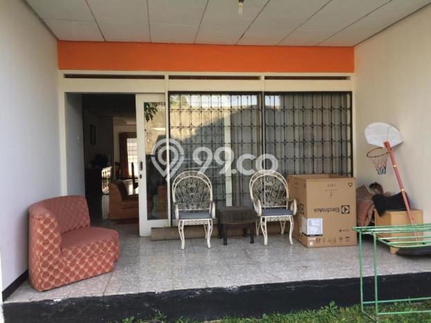 Ready to Use! Premium House LT 416m2 Desain Elegan di Buah Batu Ready to Use! Premium House LT 416m2 Desain Elegan di Buah Batu
