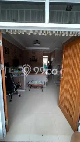 Rumah Lingkungan Asri di , Bandung, LT 152m2m² LB 272m2m² Rumah Lingkungan Asri di , Bandung, LT 152m2m² LB 272m2m²