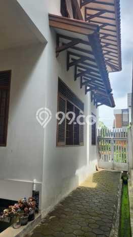Dijual Rumah Mewah Elegan Dengan View Cantik di Cikutra, Bandung Dijual Rumah Mewah Elegan Dengan View Cantik di Cikutra, Bandung