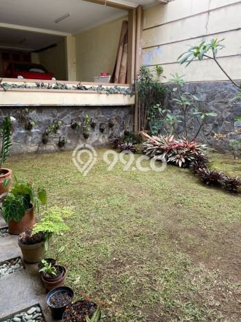 Rumah Elit LB 400m2 Siap Pakai Desain Elegan di Cigadung, Bandung Rumah Elit LB 400m2 Siap Pakai Desain Elegan di Cigadung, Bandung