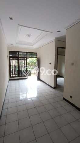 Rumah di Antapani, 3 KM, Dekat Pusat Kota, LT 168m2m² Bangunan 120m2m² Rumah di Antapani, 3 KM, Dekat Pusat Kota, LT 168m2m² Bangunan 120m2m²