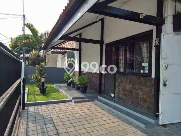 Jual Rumah Strategis Bagus Punya 4 KT di Regol Bandung SHM Jual Rumah Strategis Bagus Punya 4 KT di Regol Bandung SHM