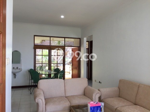 Vila Kawasan Cileunyi, Dimensi 235m², Lingkungan Asri untuk tempat tinggal Vila Kawasan Cileunyi, Dimensi 235m², Lingkungan Asri untuk tempat tinggal