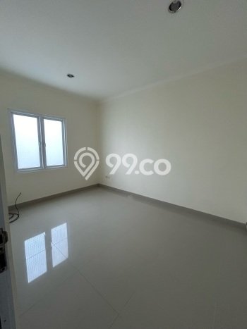 Disewakan! Rumah 3 Kamar Tidur &
2 Kamar Mandi di gading serpong samara village, Tangerang Disewakan! Rumah 3 Kamar Tidur &
2 Kamar Mandi di gading serpong samara village, Tangerang