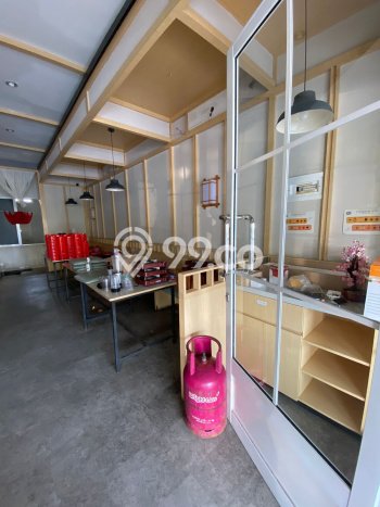 Unit Ruko Disewakan di Gading Serpong di Area Ramai & Strategis Unit Ruko Disewakan di Gading Serpong di Area Ramai & Strategis