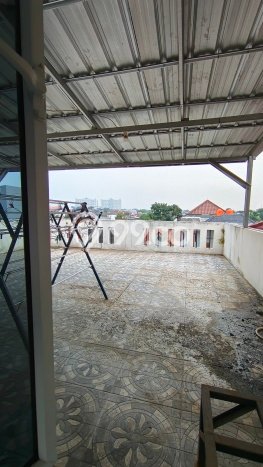 Rumah Luas Asri 4 KT Siap Huni di Gading Serpong Tangerang Rumah Luas Asri 4 KT Siap Huni di Gading Serpong Tangerang