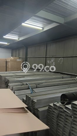 Gudang Disewa di Tangerang dengan LB 432m2 Area Komersial Ramai Gudang Disewa di Tangerang dengan LB 432m2 Area Komersial Ramai