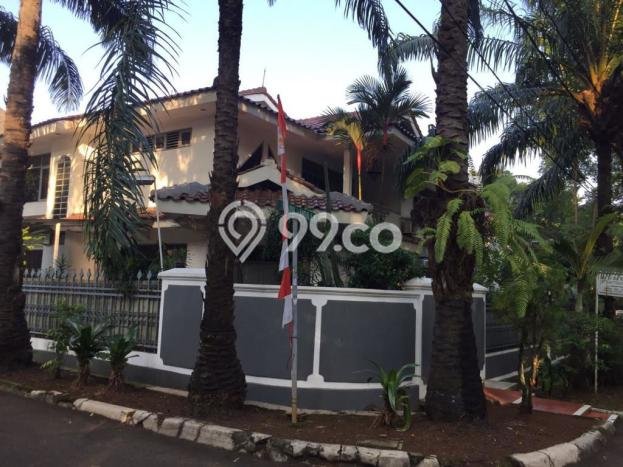 Rumah Luxury Modern Tanpa Renovasi di Menteng Dalam Jakarta Selatan Rumah Luxury Modern Tanpa Renovasi di Menteng Dalam Jakarta Selatan