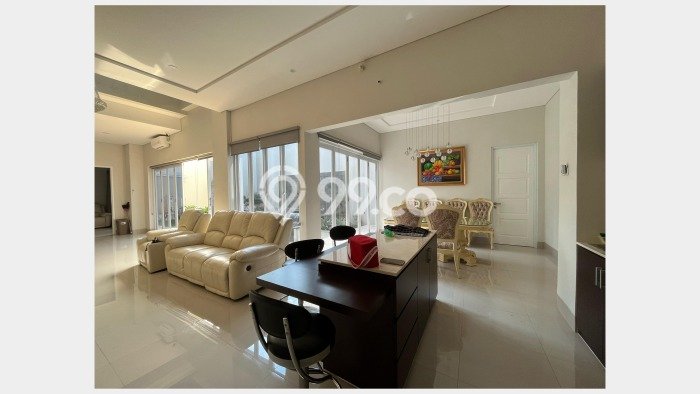 Dijual Rumah Luas Elegan Dengan View Eksklusif di Raffles Hills, Jakarta Timur Dijual Rumah Luas Elegan Dengan View Eksklusif di Raffles Hills, Jakarta Timur