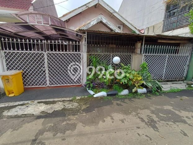 Dijual Rumah Eksklusif 3 KT di Bintaro, Jakarta Selatan Dijual Rumah Eksklusif 3 KT di Bintaro, Jakarta Selatan