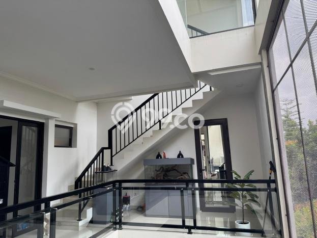 Hunian Mewah Siap Huni LT 124m2 di Cimanggis, Depok Hunian Mewah Siap Huni LT 124m2 di Cimanggis, Depok