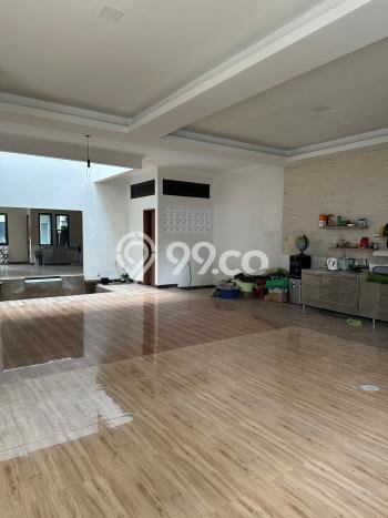 For Sale! Premium House LT 225m2 Desain Modern di Kota Wisata For Sale! Premium House LT 225m2 Desain Modern di Kota Wisata