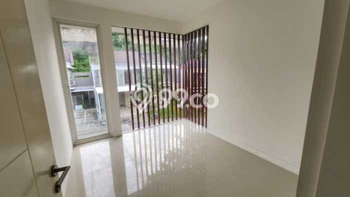 Rumah Elit LB 231m2 Siap Huni Desain Elegan di Citragrand, Semarang Rumah Elit LB 231m2 Siap Huni Desain Elegan di Citragrand, Semarang