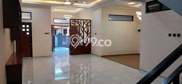 Rumah sewa siap pakai 5 Kamar Tidur di Bukit Sari, Semarang Rumah sewa siap pakai 5 Kamar Tidur di Bukit Sari, Semarang