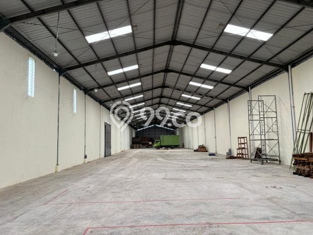 Unit Gudang Dijual di Ngaliyan Semarang Luas Bangunan 1600m2 Unit Gudang Dijual di Ngaliyan Semarang Luas Bangunan 1600m2