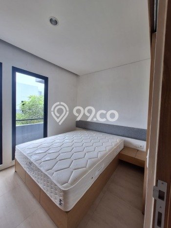 Rumah Bagus Siap Huni Di BSD Luas 68m2 Aman Rumah Bagus Siap Huni Di BSD Luas 68m2 Aman