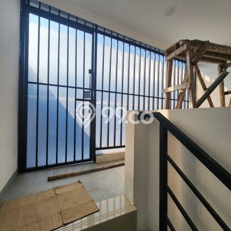 PROSPEK BAGUS! Ruko Kawasan , Luas 132m2m², Tingkat ROI Tinggi PROSPEK BAGUS! Ruko Kawasan , Luas 132m2m², Tingkat ROI Tinggi