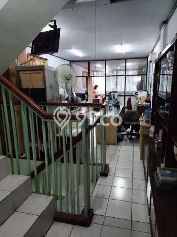 Ruko Dijual di Prime Area Jakarta Barat Luas 219m2 Ruko Dijual di Prime Area Jakarta Barat Luas 219m2