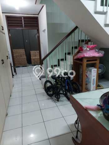 Ruko Dijual di Prime Area Jakarta Barat Luas 219m2 Ruko Dijual di Prime Area Jakarta Barat Luas 219m2