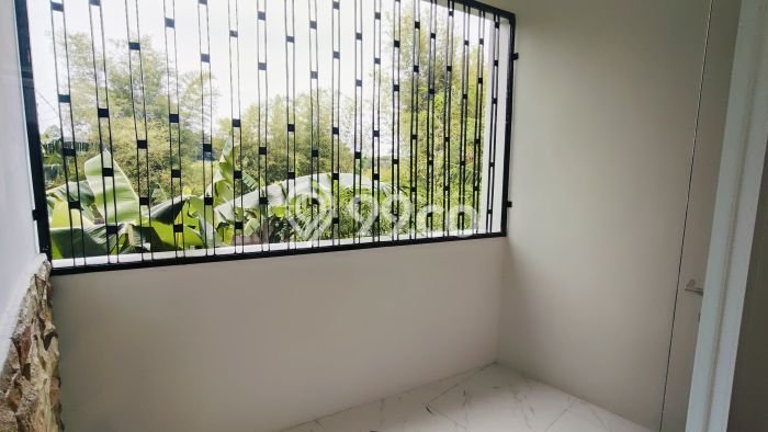Dijual Rumah Mewah Megah Dengan View Cantik di Jelambar, Jakarta Barat Dijual Rumah Mewah Megah Dengan View Cantik di Jelambar, Jakarta Barat
