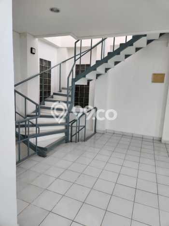 Unit Komersial Dijual di Jakarta Barat LT 100m2 & LB 85m2 Unit Komersial Dijual di Jakarta Barat LT 100m2 & LB 85m2